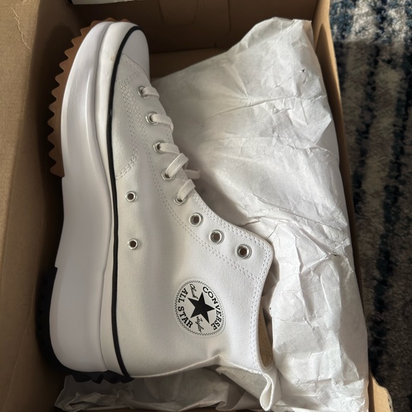 CONVERSE Run Star Hike High Top Platform Shoes - Picture 3 of 5